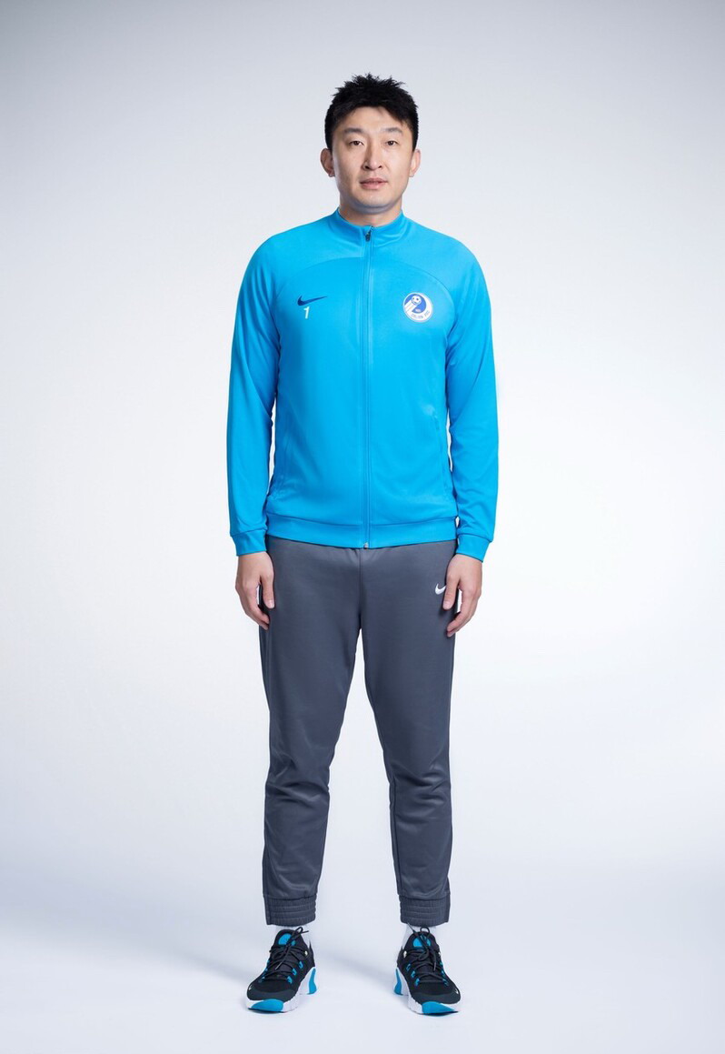 中超大连人图片,谢晖上港大连人