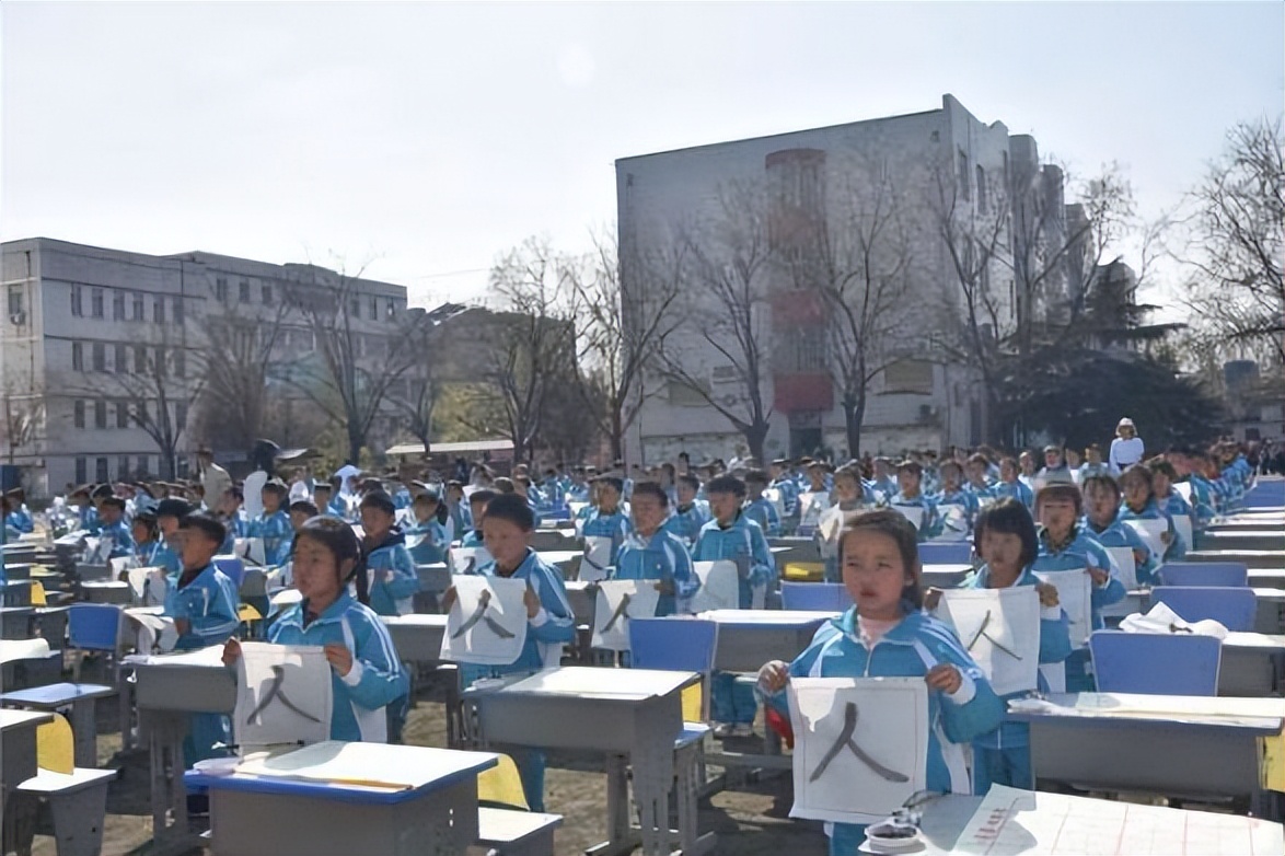 田家炳小学开设花式社团课程重建疫情后校园活动