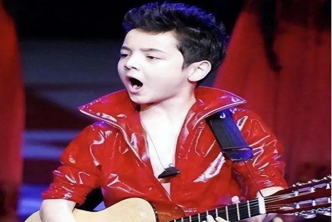 曾红遍全国的鬼马童星阿尔法，如今怎么样了？