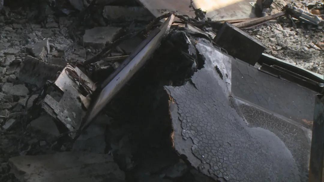 濠氱罕褰辨ゼ涔辫薄涓涚敓,濠氱罕鎽勫奖榛戝箷鐪熺浉