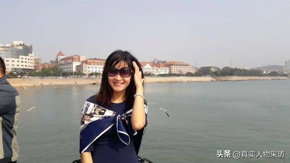 如何日赚300元?一个喜欢李白的越南女孩做到了,凭本事赚钱真香