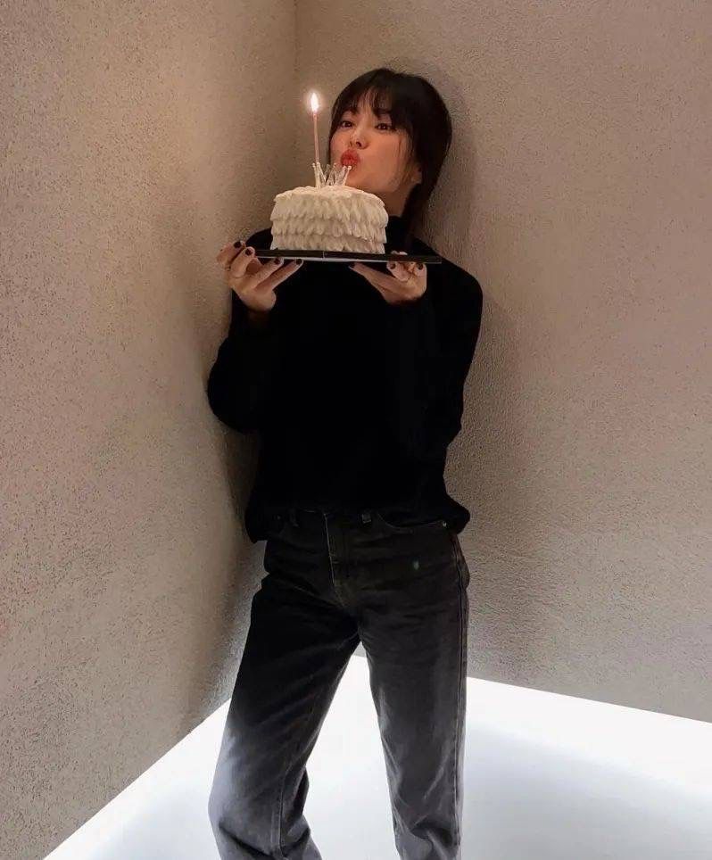 法式刘海是宋慧乔刘海吗,宋慧乔最好看的齐刘海发型