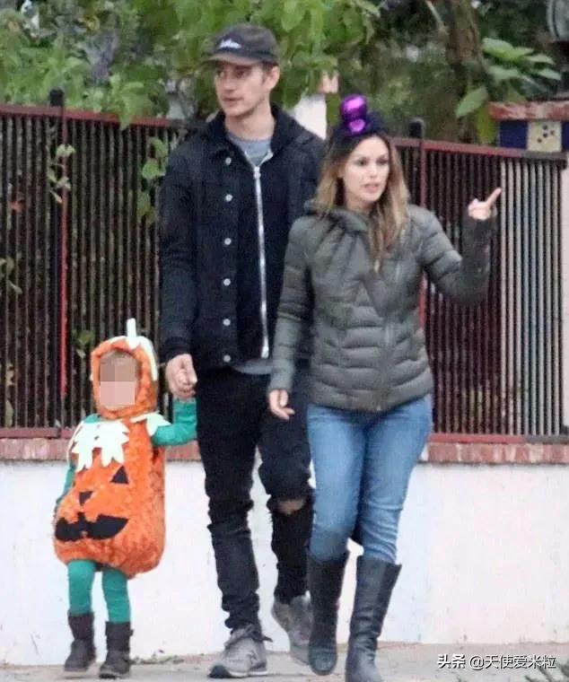 金卡戴珊snl周六夜现场小品,金卡戴珊snl周六夜现场视频