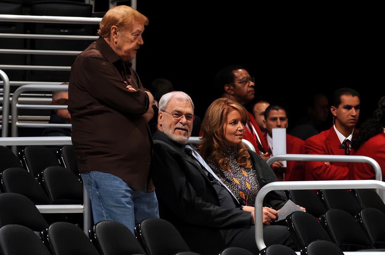 湖人老板珍妮巴斯最新消息,湖人老板珍妮巴斯宣布择偶标准