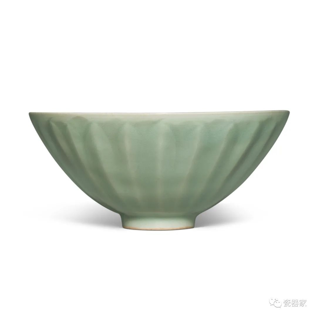 苏富比瓷器秋拍 (苏富比19年香港瓷器春拍)