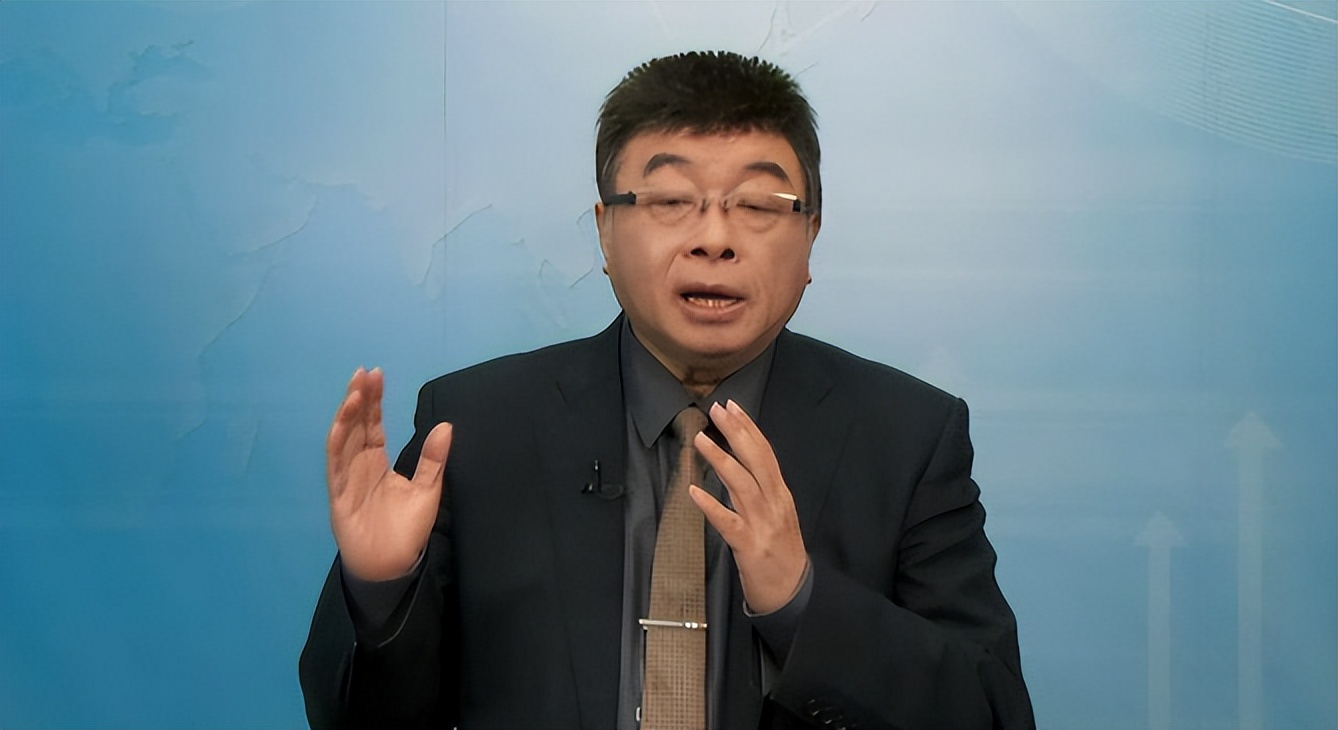 台海局势变化，邱毅是*独台**“内鬼”?大陆网民不敢相信