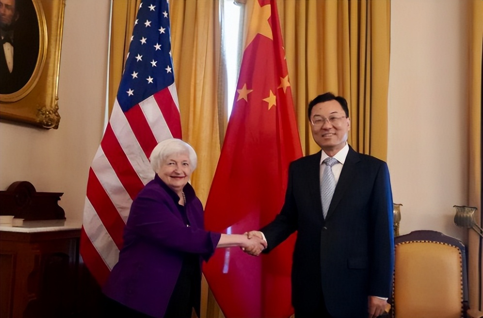 7月7日：向台湾驻军后，台岛有钱人开始变现，解放军有收台征兆