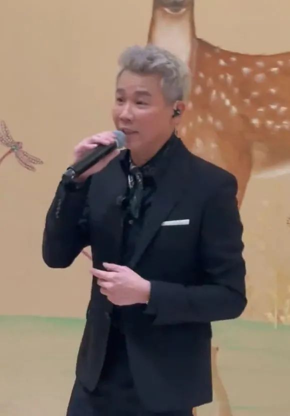 出轨PPT让“音乐教父”晚节不保，情史一扒他可不冤