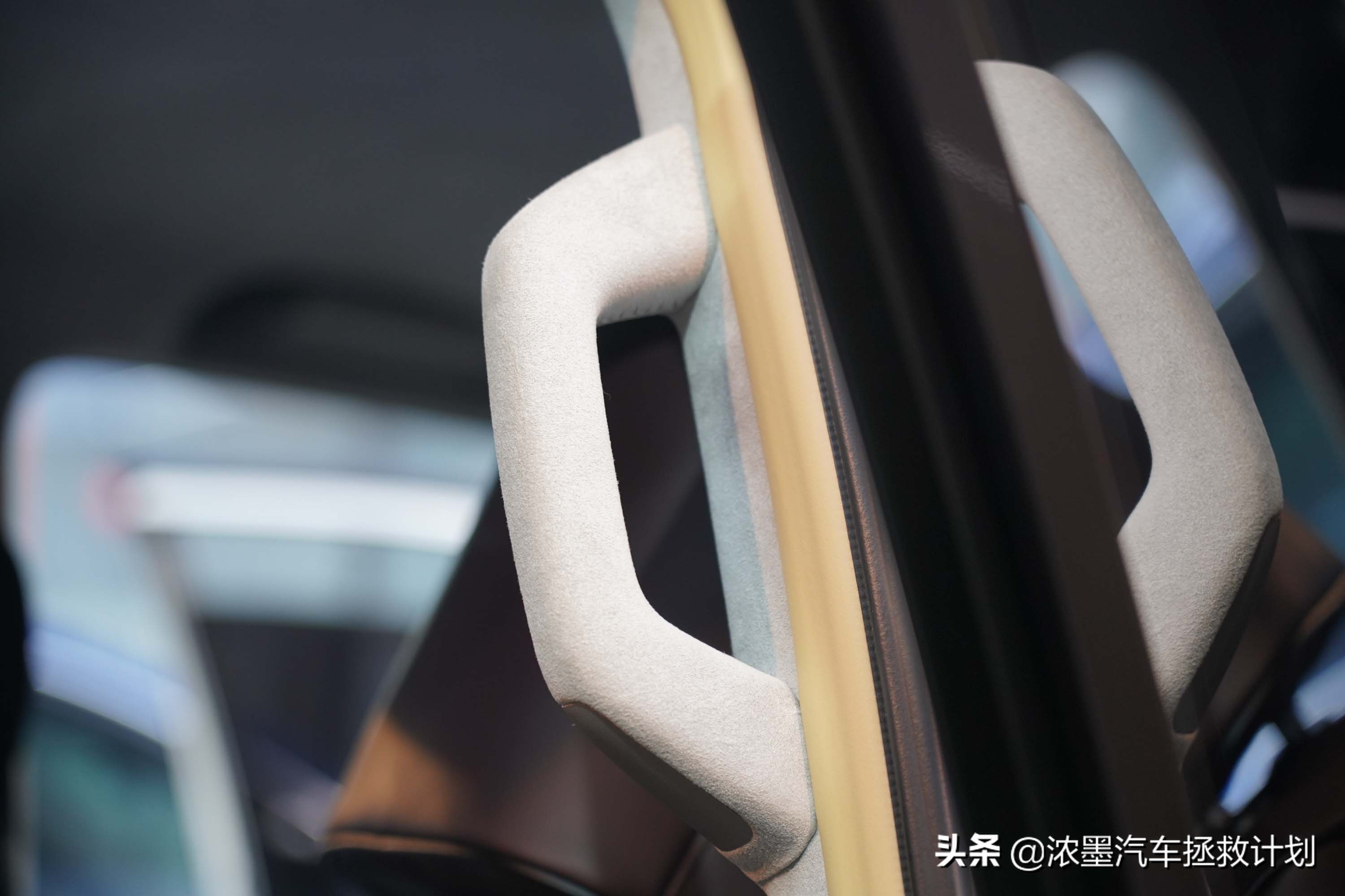 硬汉焕颜丰田普拉多续写越野传奇,修复翻新09年的丰田普拉多