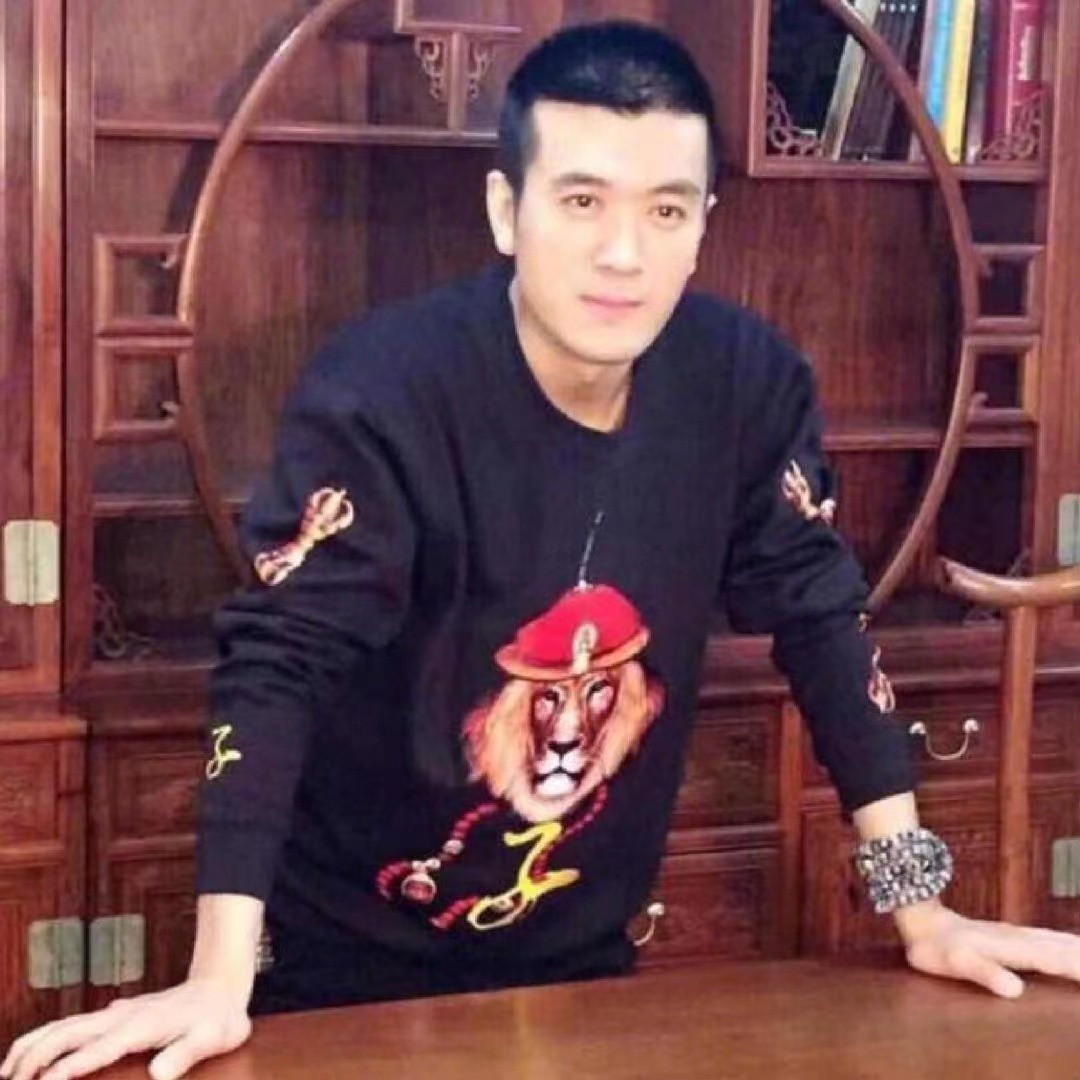 女子发文澄清杨子视频,杨子直播间卖的女包是真是假