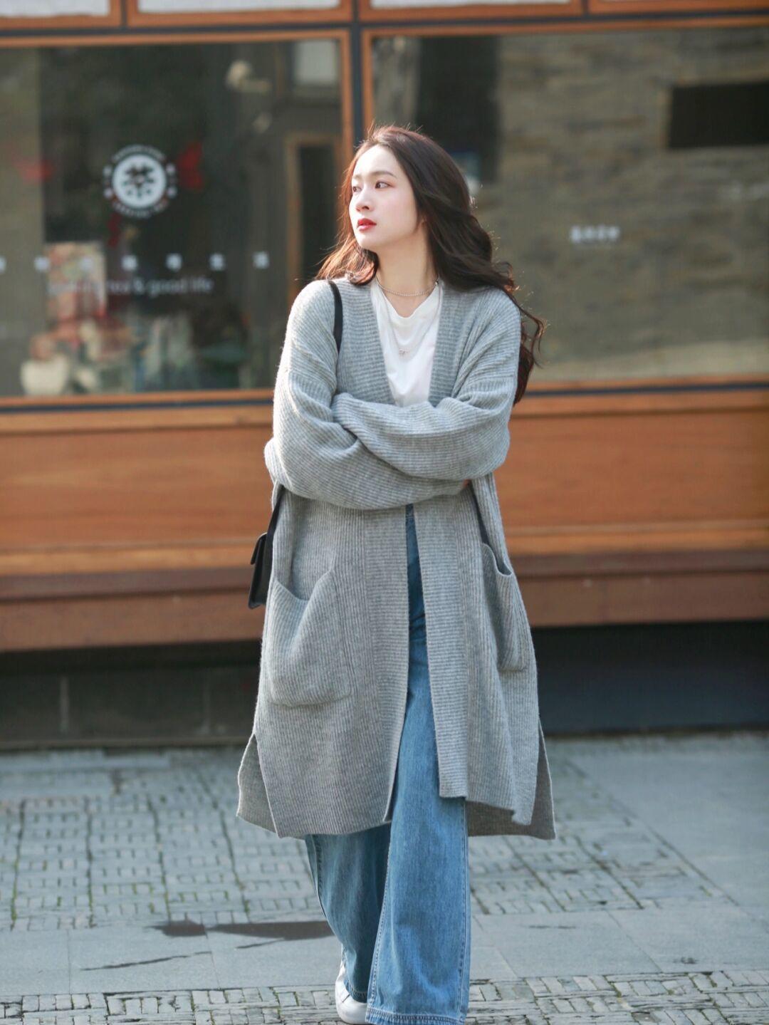 日常穿搭针织开衫,小款毛衣开衫怎么穿搭好看