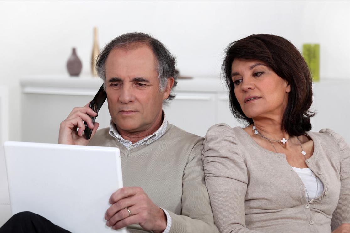 长寿的秘诀就是懒越懒越健康,年过50健身动作