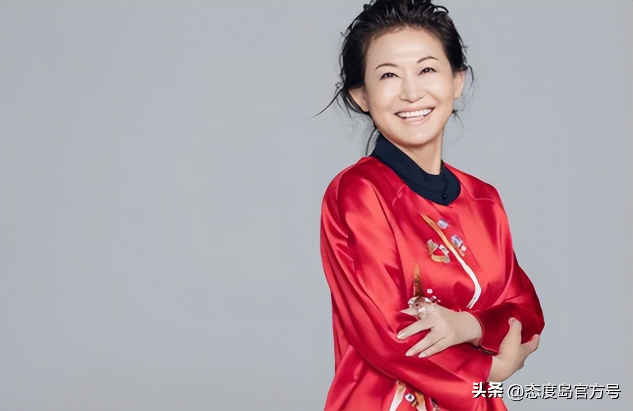 她将成本10元的东西卖到5000元，如今身价百亿掌控全球36%的市场