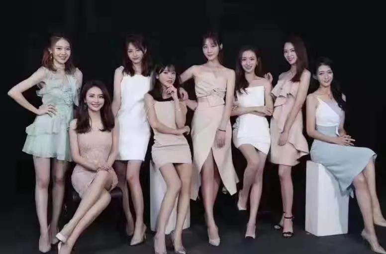 13年女高管卷款5亿出境被抓，上海同行评价：见过她的都想帮她