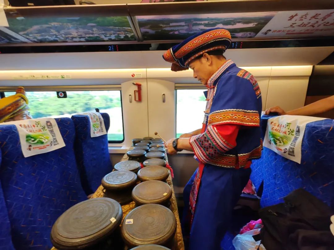 贵南高铁开通贵阳到广州,贵南高铁开通后南宁到重庆要多久