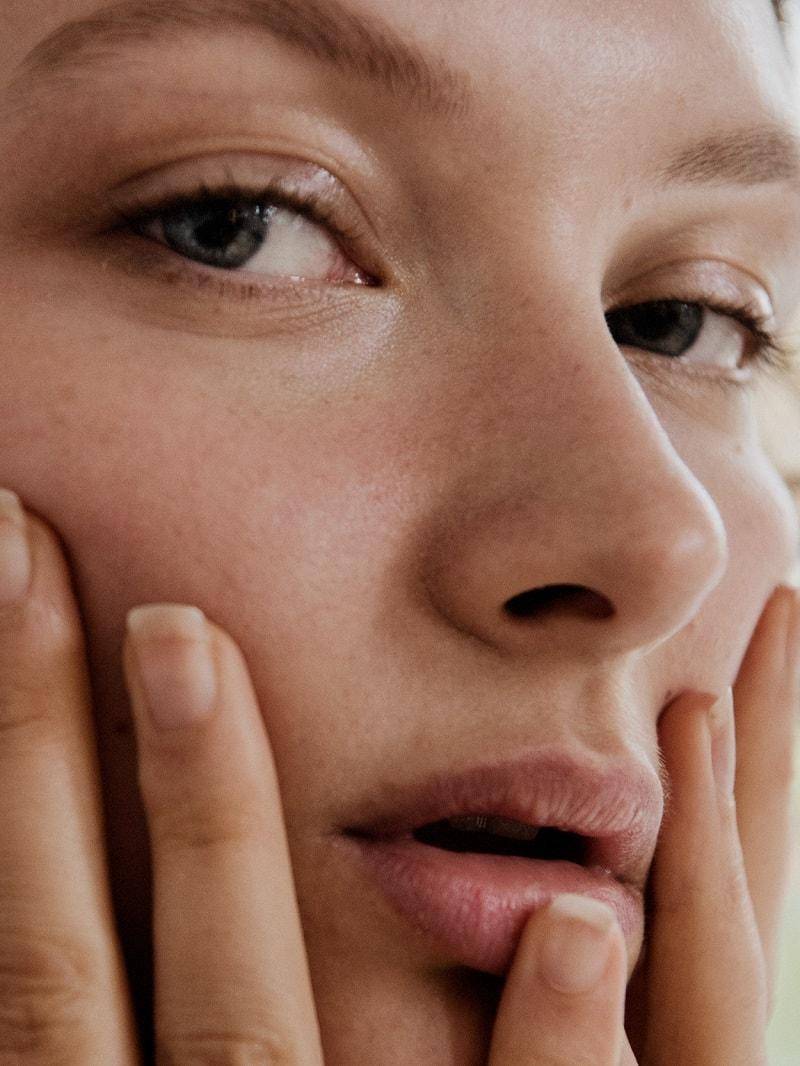 假期治痘最佳时期,如何快速消除熬夜痘