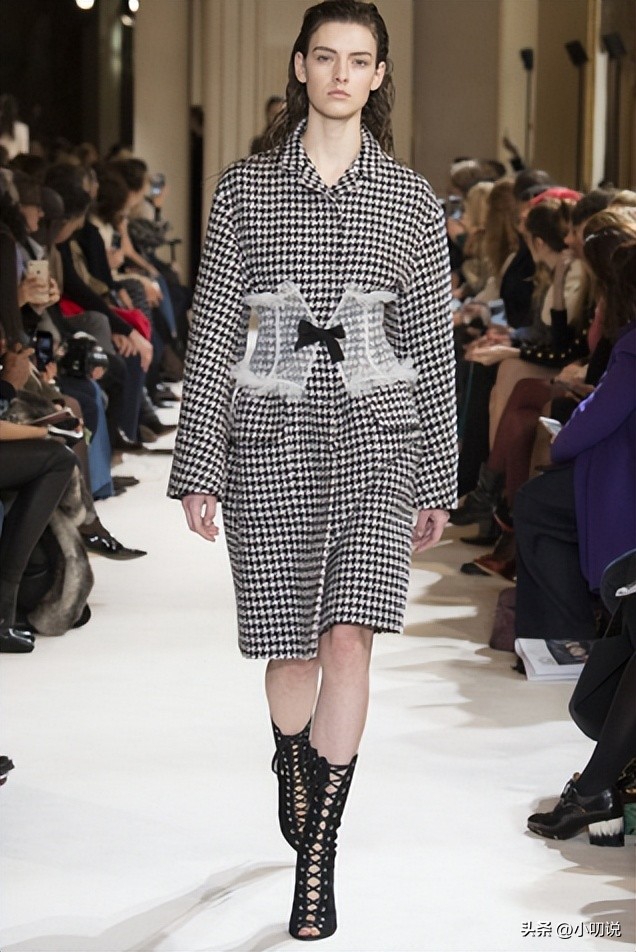 71岁王薇薇小蛮腰,王薇薇72岁原图