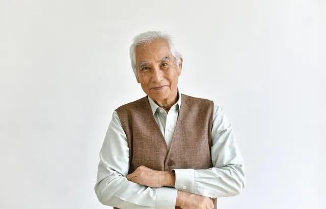 老人瘫痪无人照料最快解决办法,人到老年睡不好怎么办