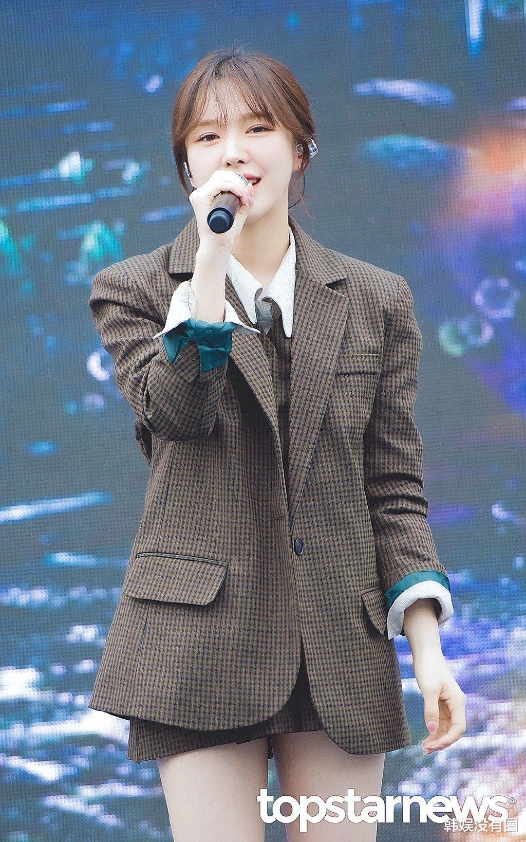 wendy劝粉丝别买专辑,wendy孙承欢哭了