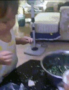 女友刚洗完澡该怎么回复,女朋友洗完澡冷得很该怎么回复