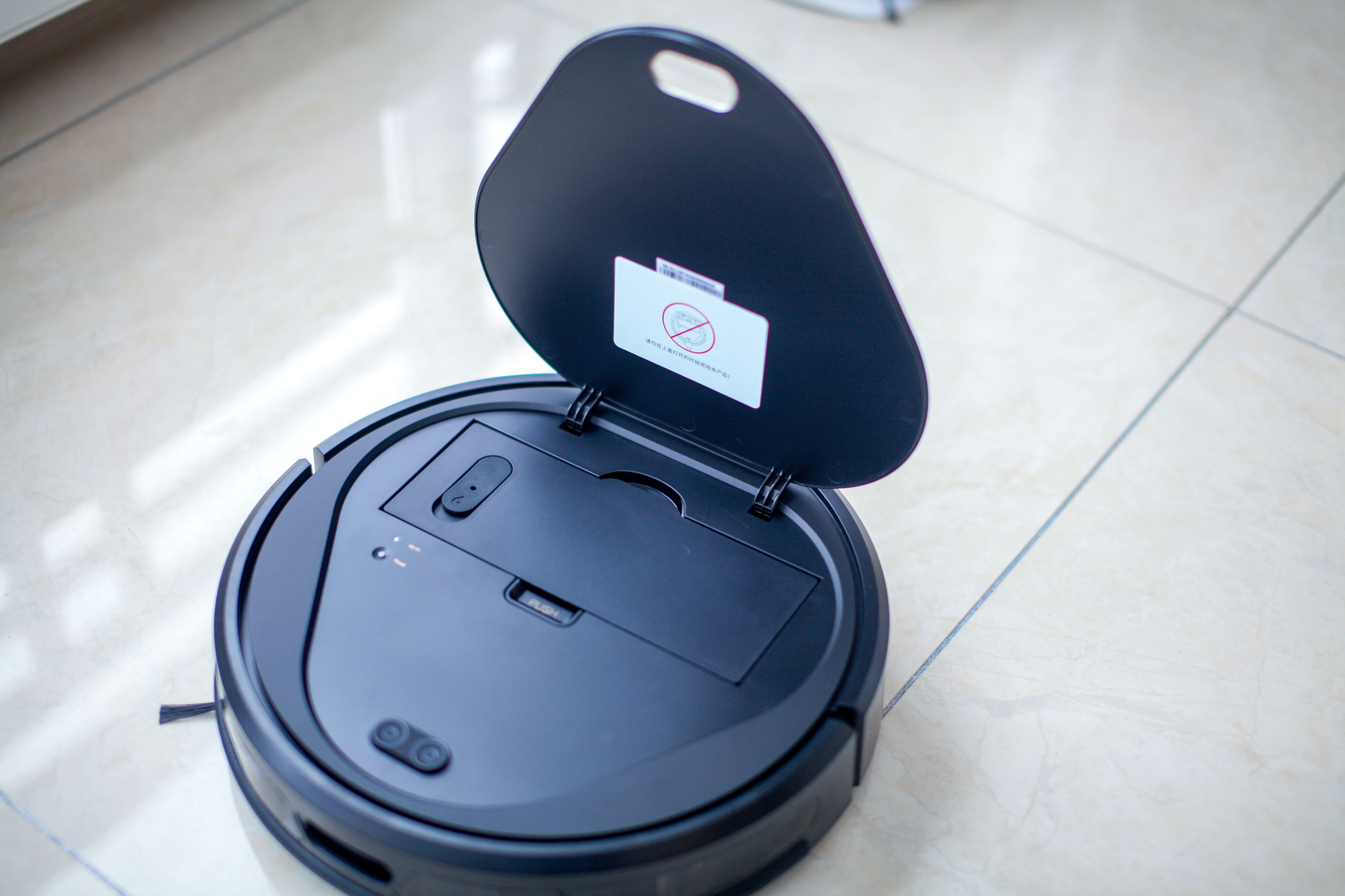 猫之使徒·激光逗猫征服者-TrifoOllie宠物扫拖机器人