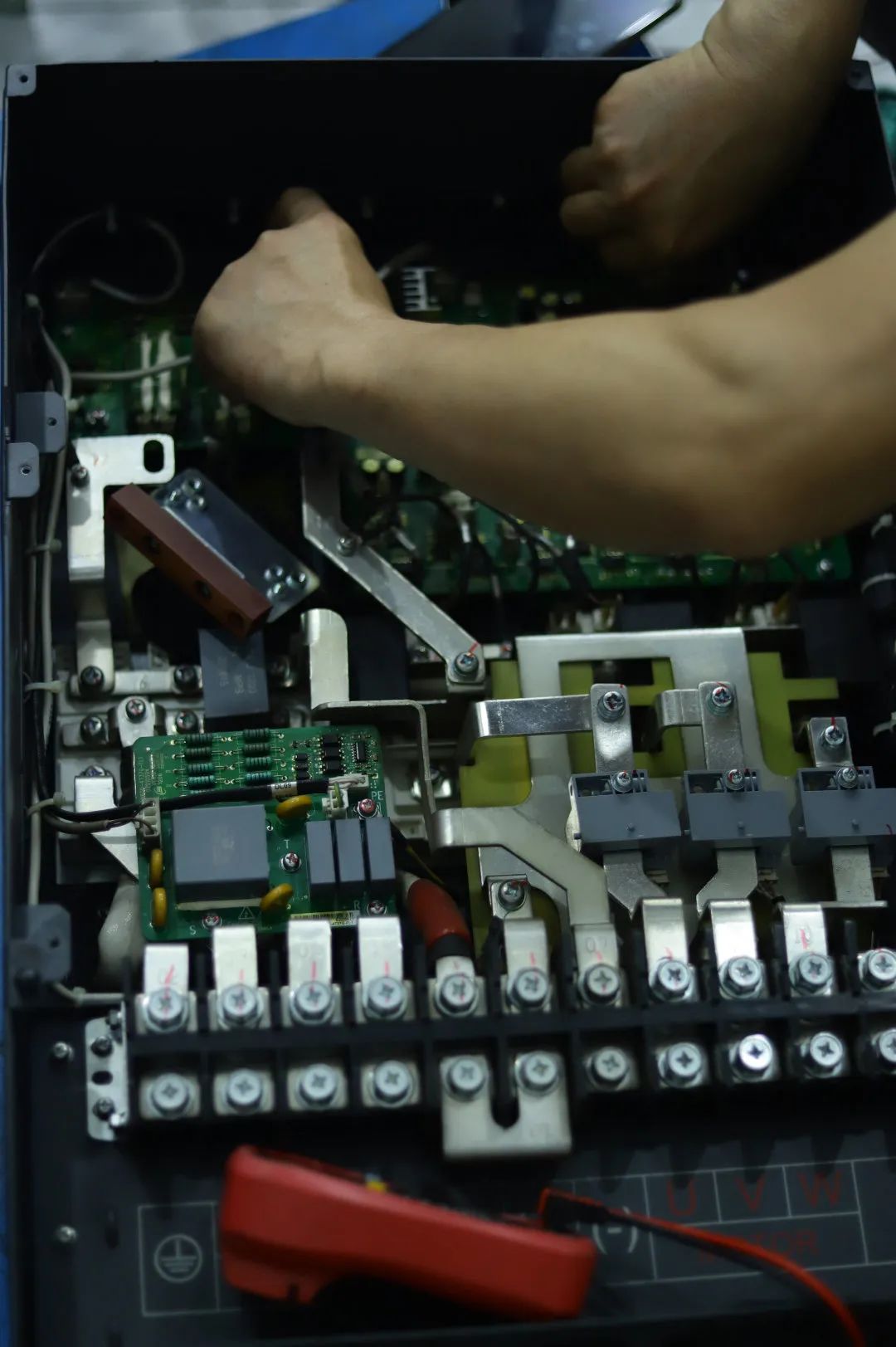 工业机器人维修视频,工业机器人主板维修视频