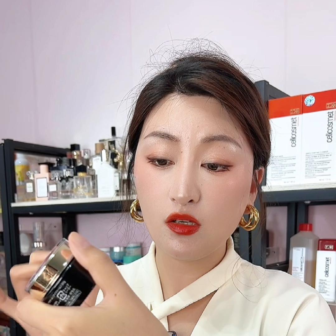 sk2眼霜和雅诗兰黛眼霜哪个好,小棕瓶眼霜和兰蔻菁纯眼霜哪个好