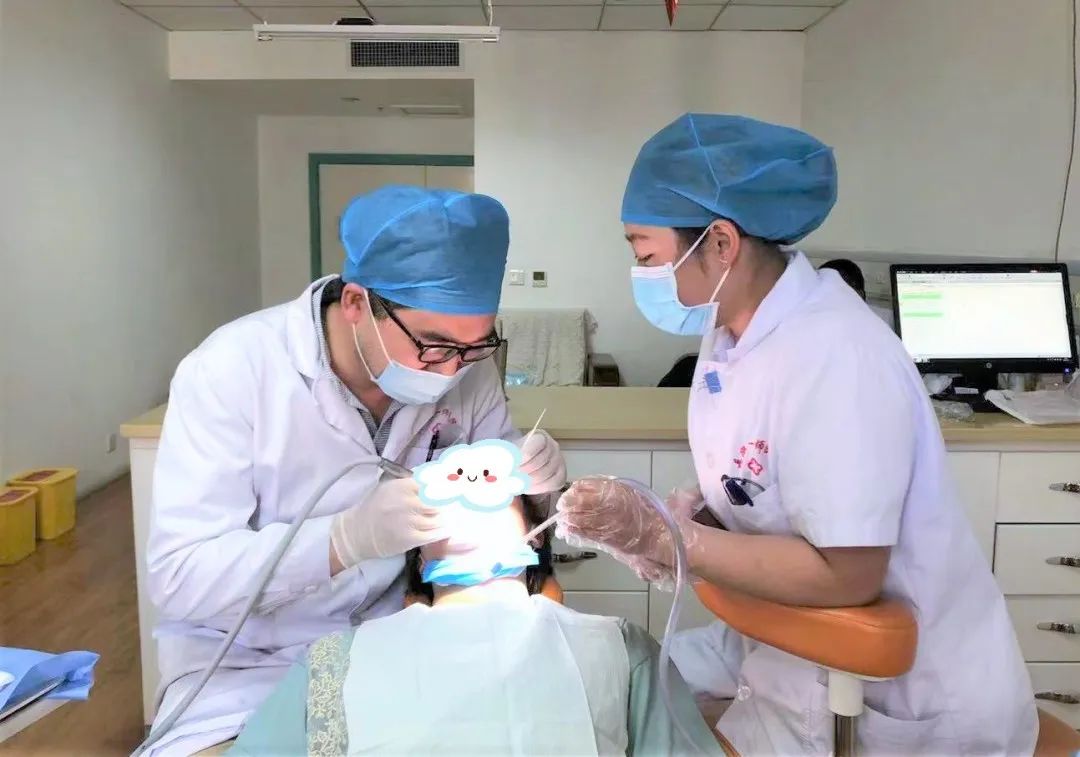 口腔好医师丨陈卫星：关心、服务、患者的健康，是我不懈的追求