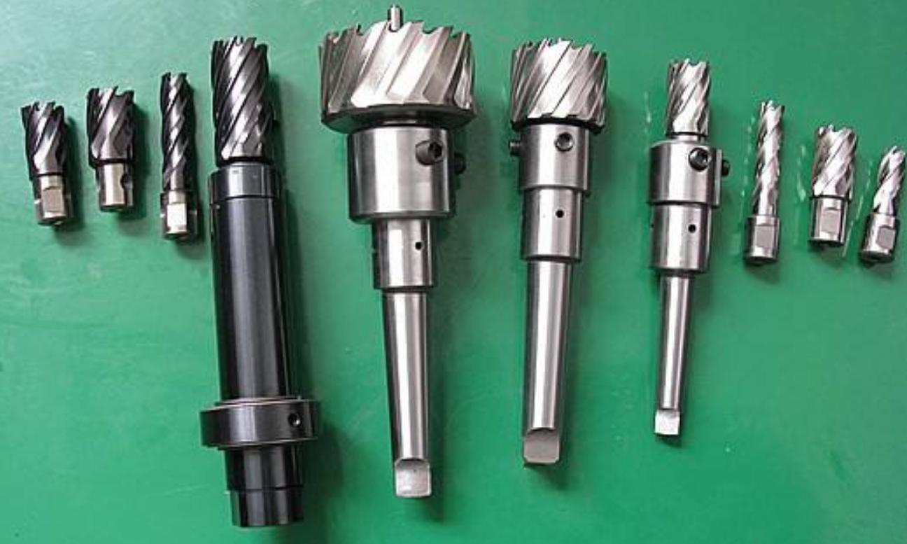 打桩机钻头掉了打捞不上来怎么办,打桩机钻头折了打捞为什么不抽水