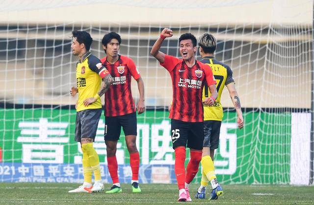 广州队0比1上海海港,广州队被绝杀