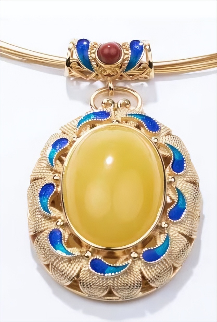 蜜蜡琥珀和蜜蜡有什么区别,千年蜜蜡万年红