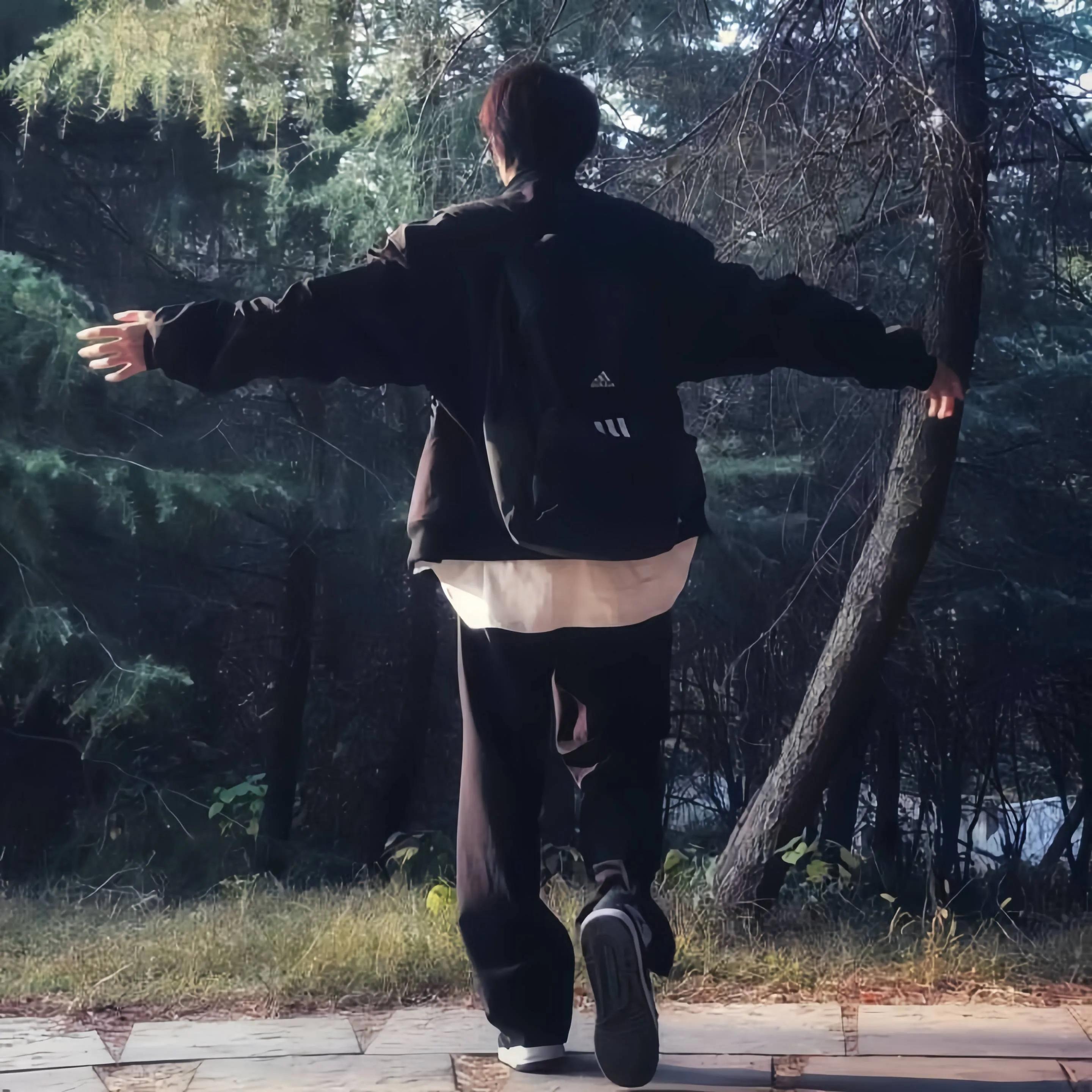 成熟稳重痞帅的男人头像,成熟痞帅男头像