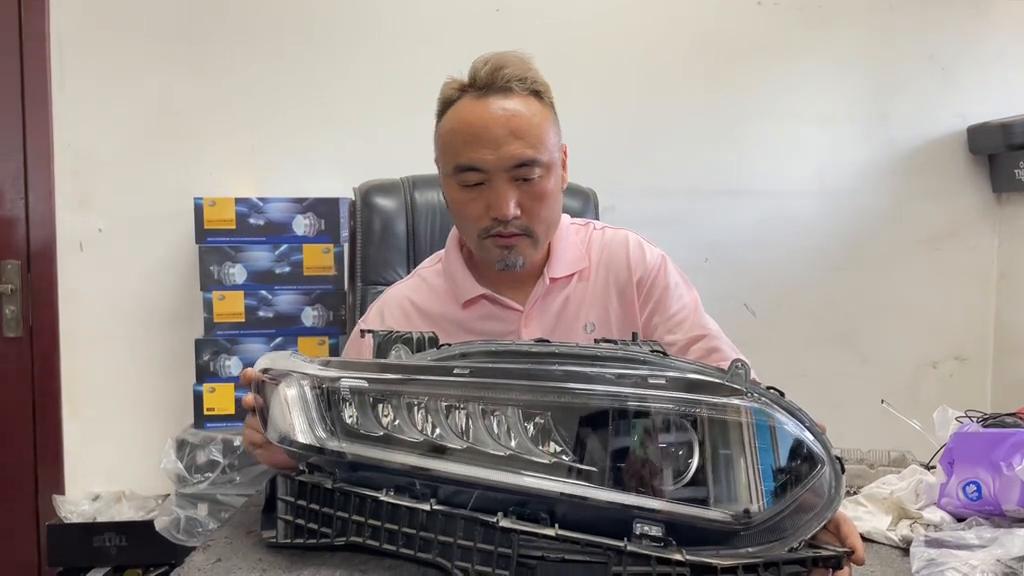 十代雅阁大灯透镜七彩日行灯,八代雅阁大灯升级海拉五双光透镜