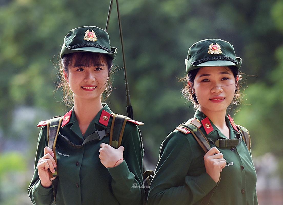 越南现代女兵制服军装,越南女兵真是一个比一个漂亮