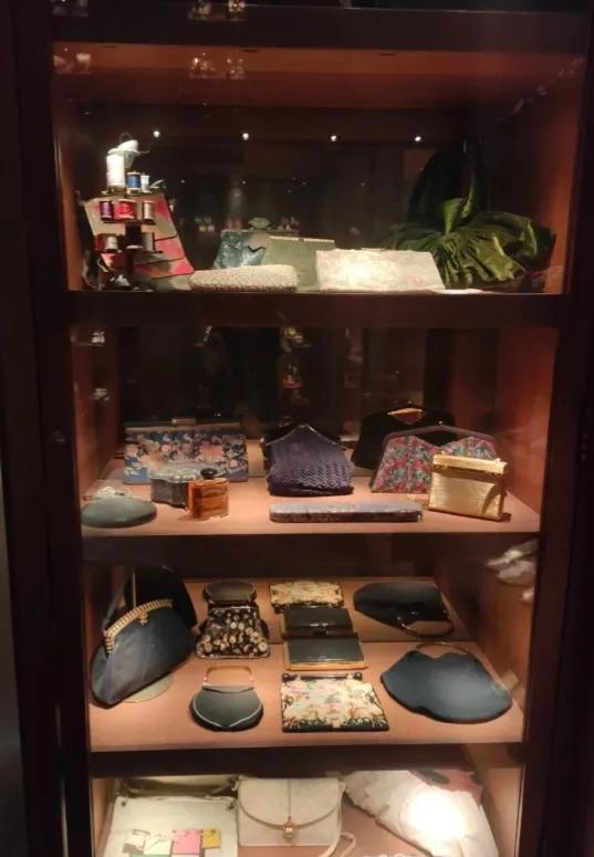 中国丝绸博物馆和中国之江博物馆,博物馆中国的服装