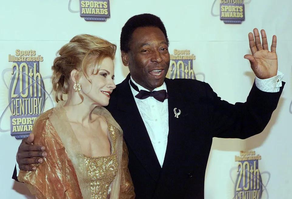 贝利17岁夺冠名单,球王贝利17岁