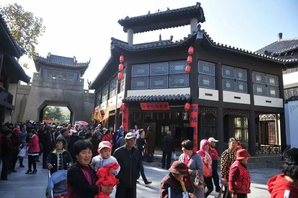 少年包青天公孙策和展昭谈小仙女,少年包青天展昭找到失明的公孙策