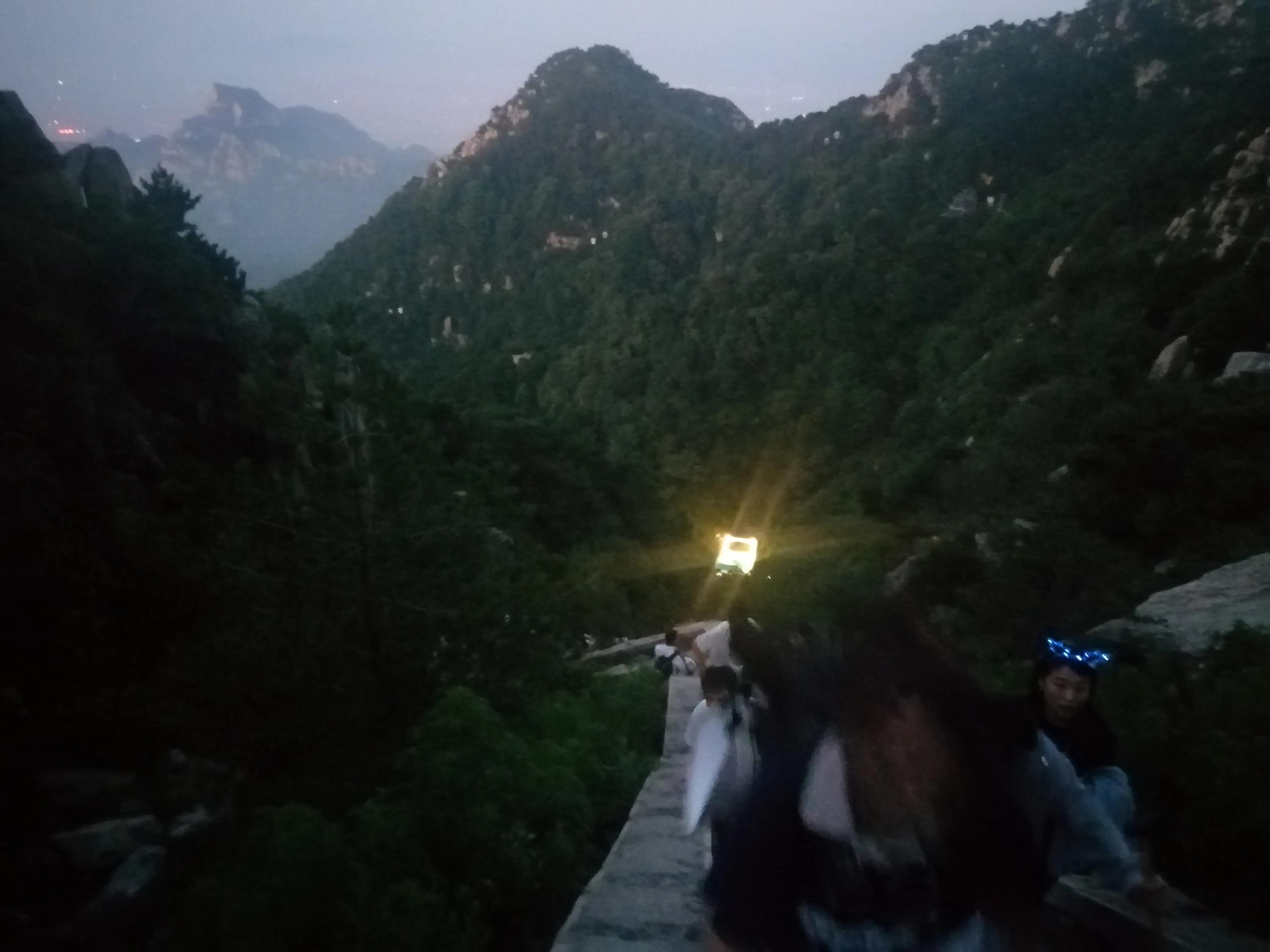 夜登泰山观日出最详细攻略,爬泰山看日出日落赏泰山美景