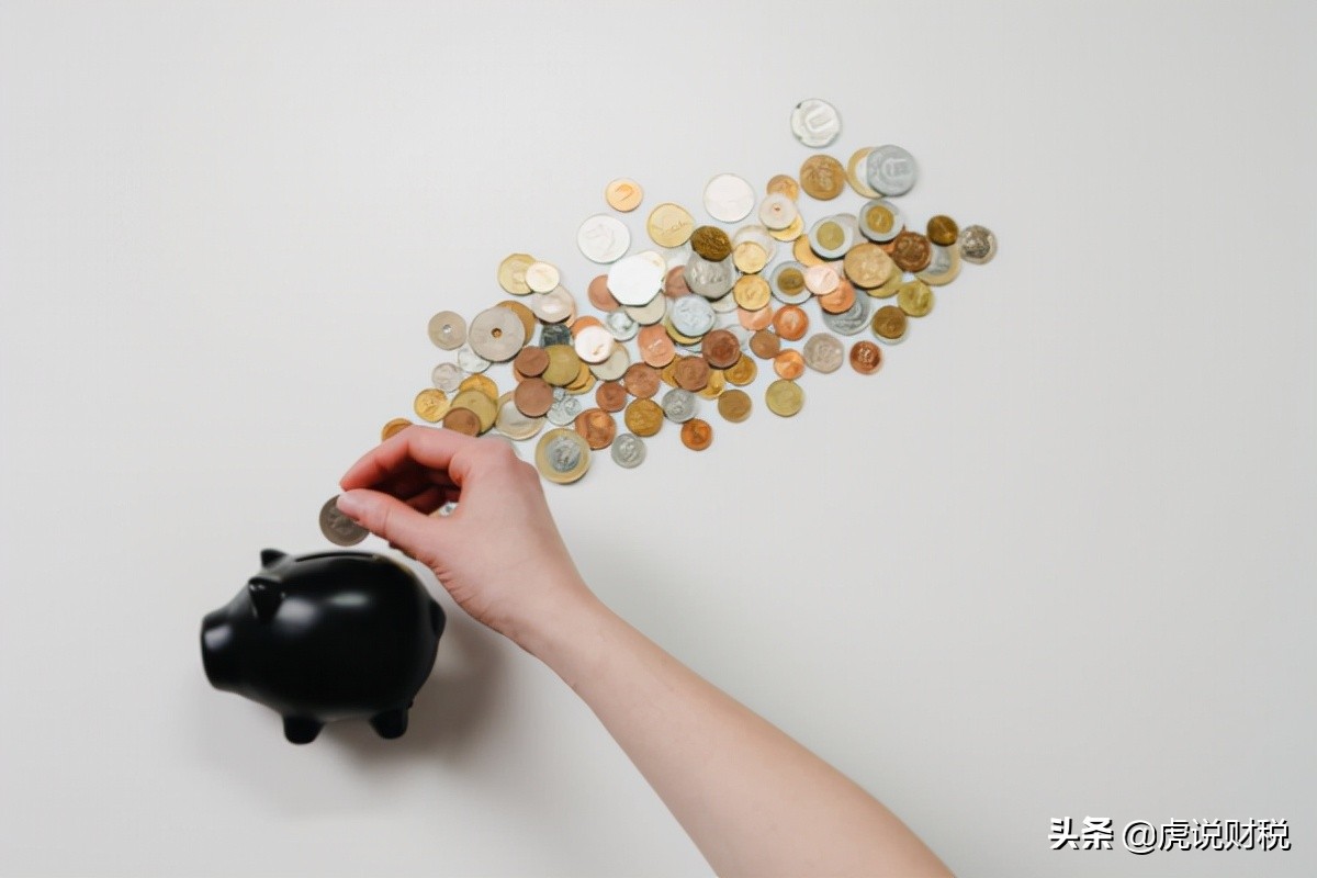 借记卡和信用卡表面上有什么区别,借记卡跟信用卡有什么区别