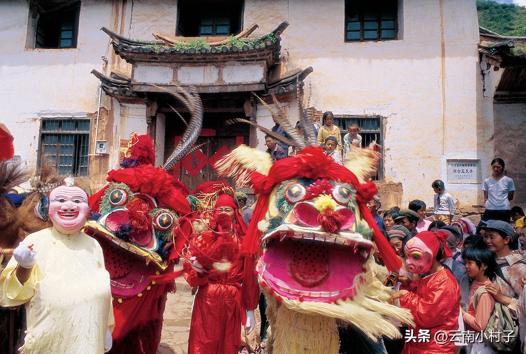 云南古盐井在哪里,诺邓盐井产于哪个地层