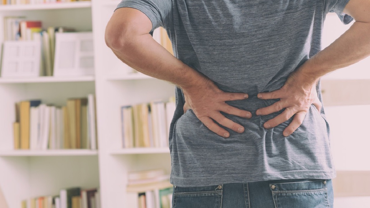 65小伙过量喝奶茶患近10种疾病,一男子因常年喝浓茶患病