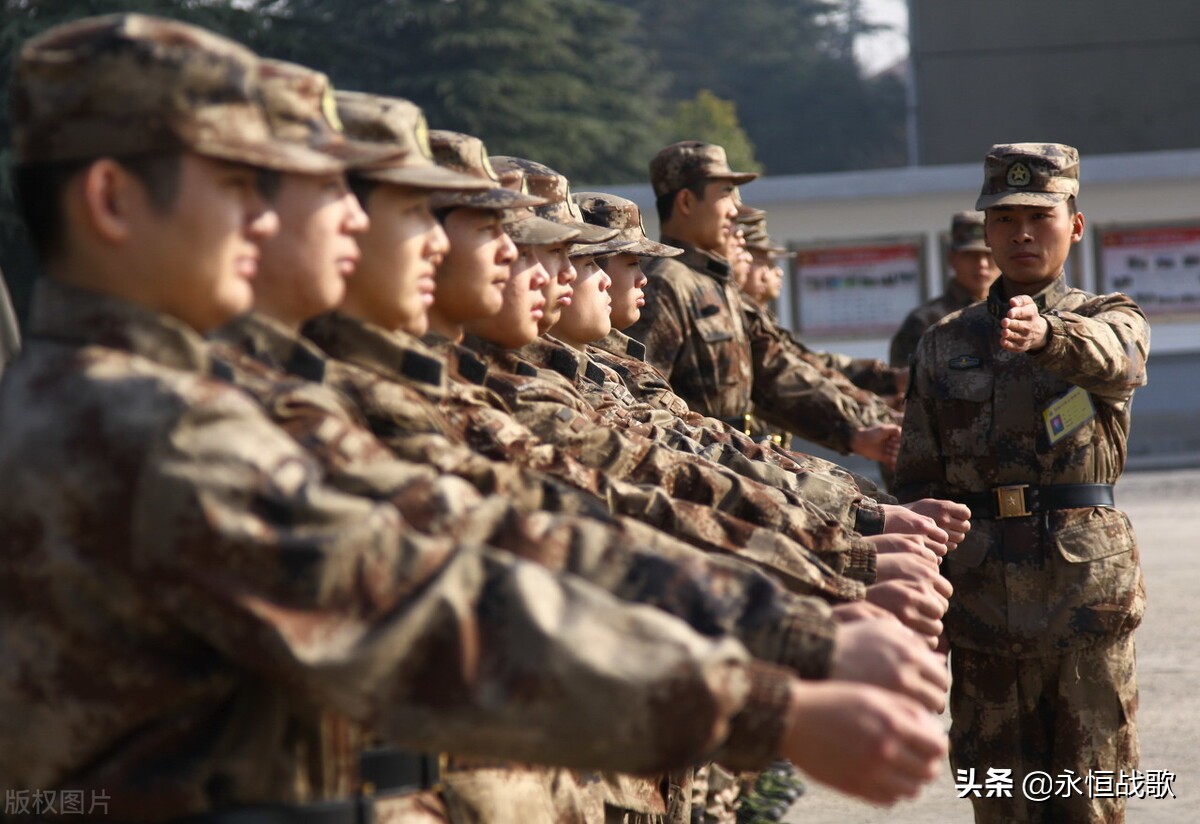 当兵班长不喜欢自己怎么办,当兵对班长没感情正常吗