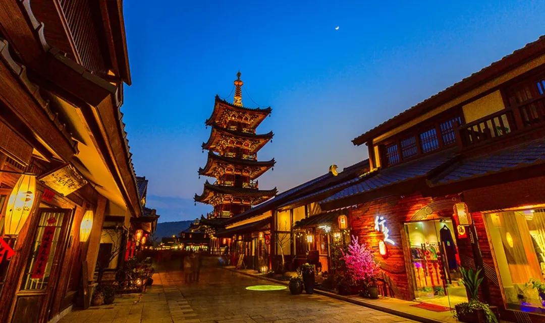 无锡拈花湾小镇攻略,拈花湾小镇在无锡哪个区