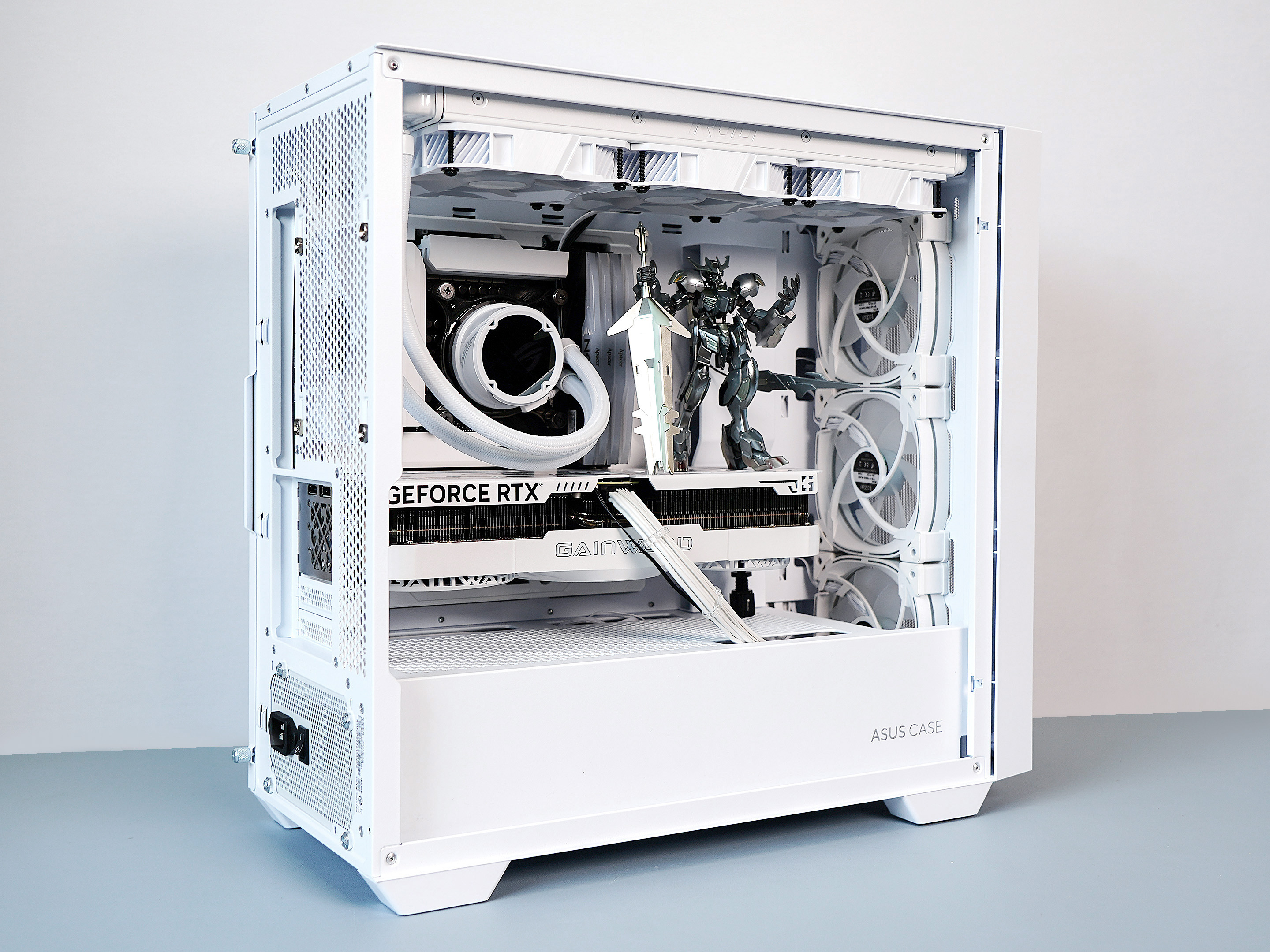 最新装机方式：背插式体验，I7+B760+RTX4070Ti攒台白白的主机