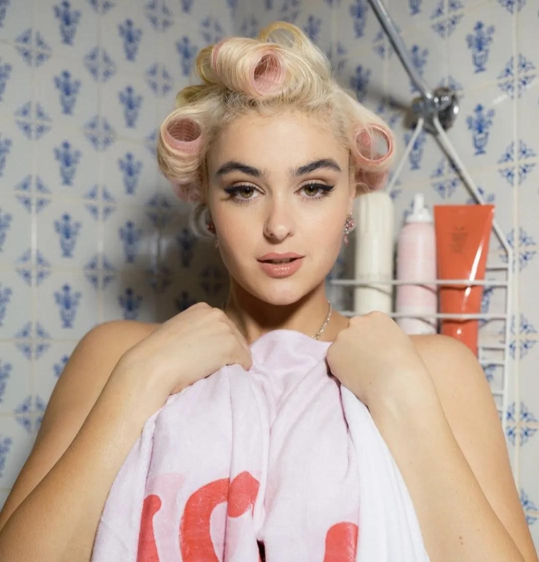 欧美超模玛丽莲梦露,斯蒂芬妮娅费拉里奥