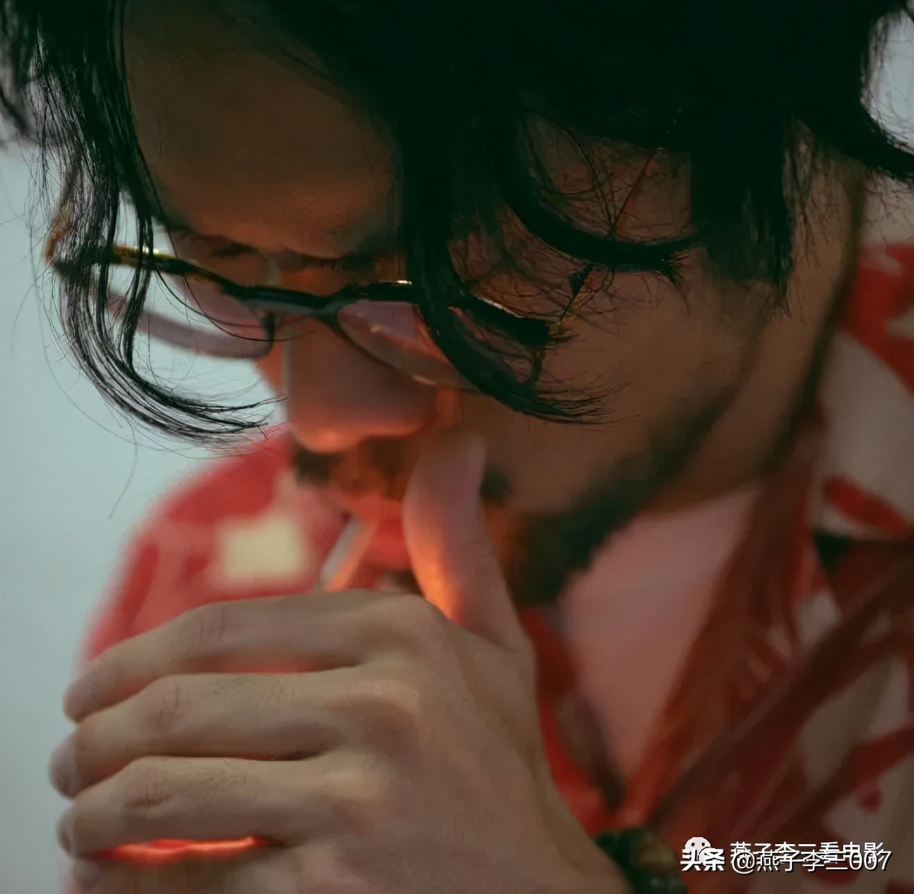 林家栋手卷烟片段 (林家栋手卷烟海报)