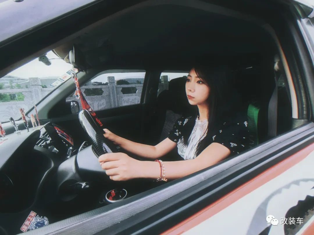 铃木雨燕女士车,铃木雨燕适合女生的车