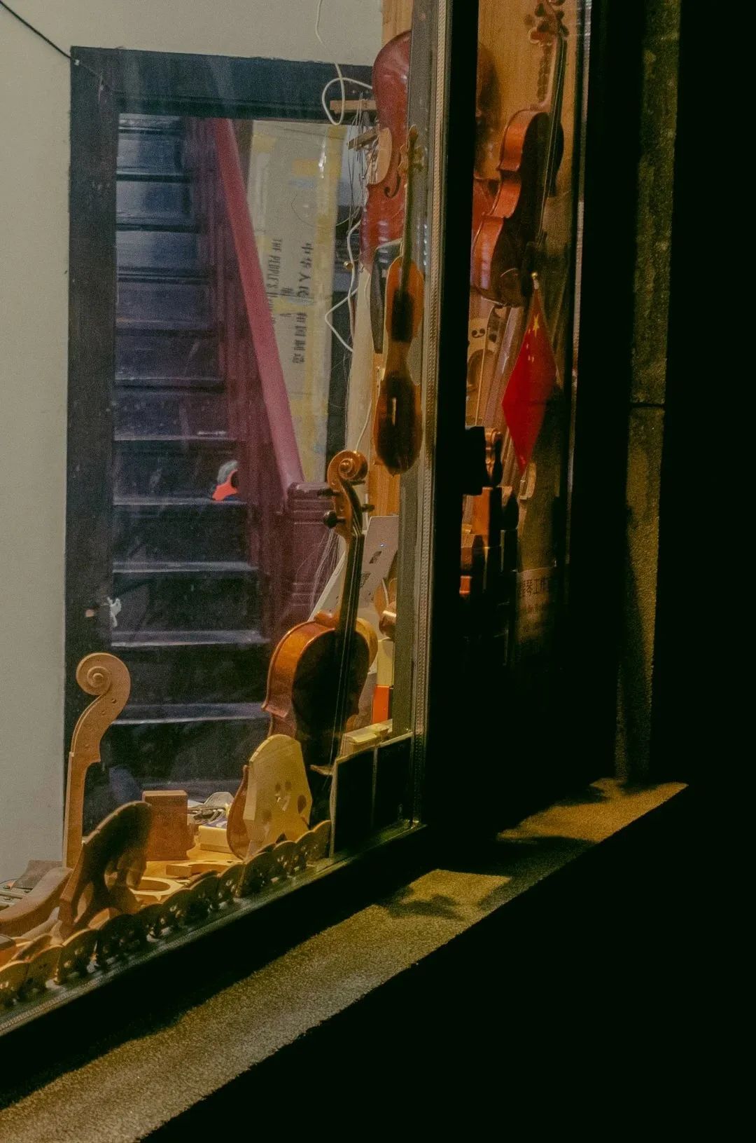 小布摄影团丨魔都夜生活的N种打开方式，快收藏起来→