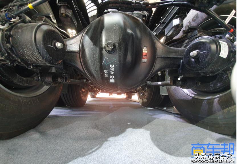 东风天龙旗舰kx自动挡牵引车,东风天龙旗舰kx660自动挡载货车