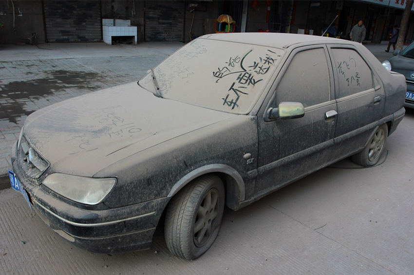 黑车与白车哪个卖得更好,黑车和白车哪个耐看